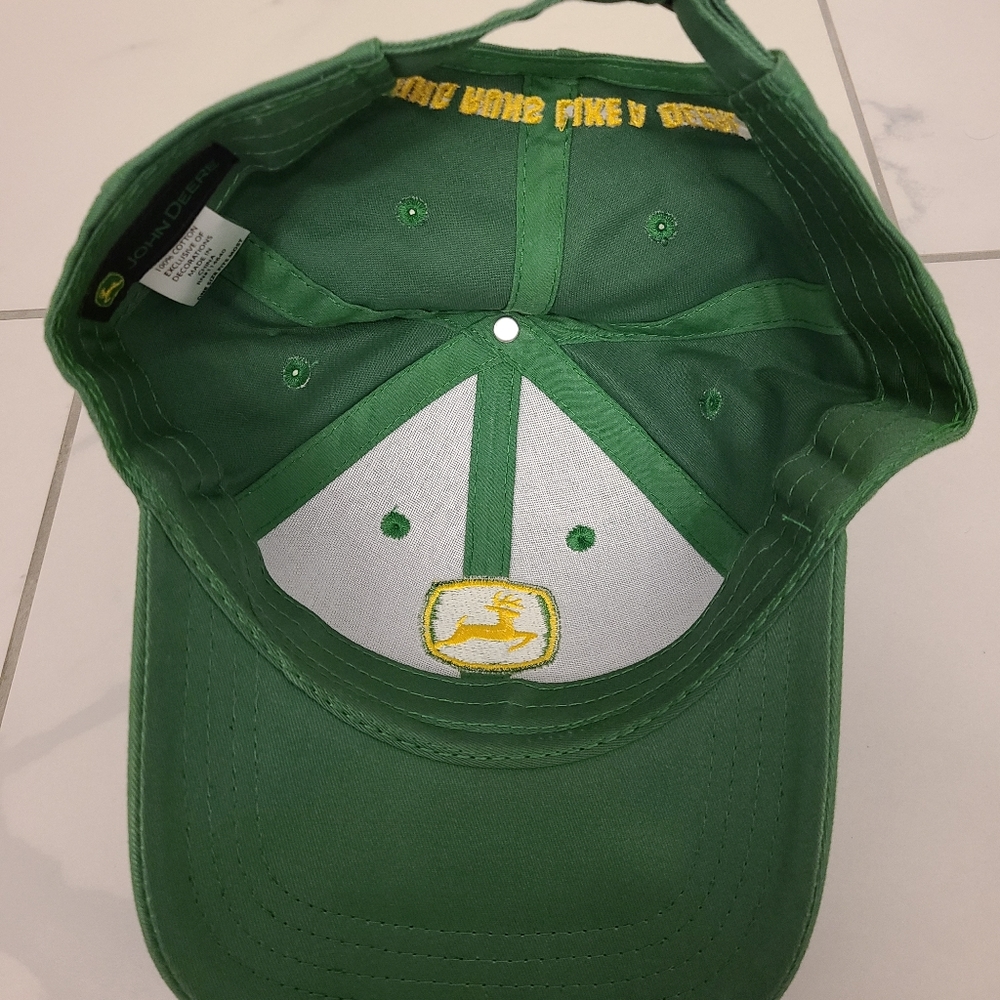 Genuine John Deere Hat - Picture 5 of 8